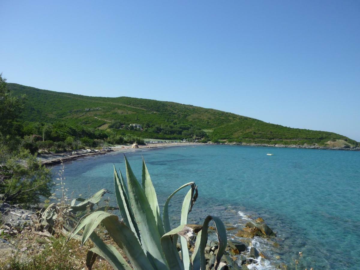 Casale Lucrezia Bed & Breakfast Cagnano Exterior foto